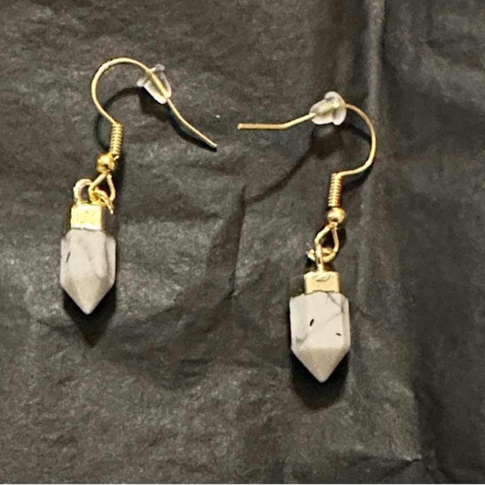 Mini Howlite Tower and Gold Dangling Earrings